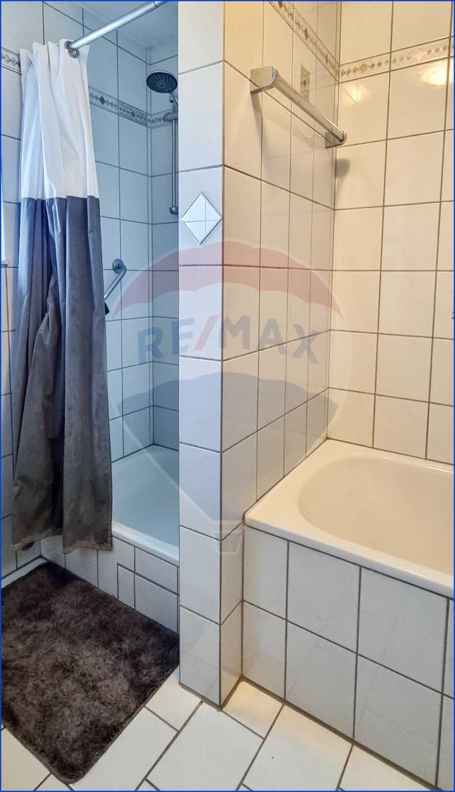 RXEC23AS0066_Bad3 Etagenwohnung Schongau