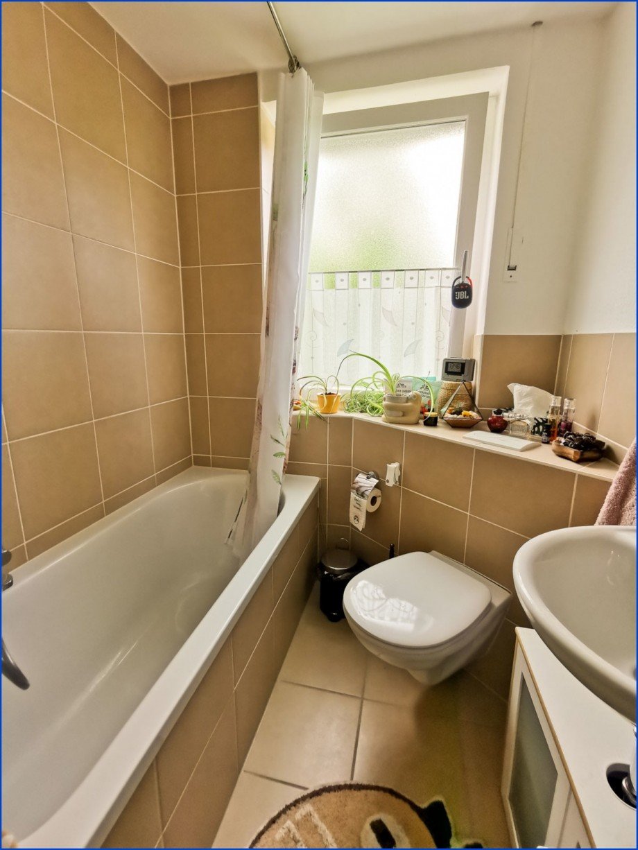 RXEC23AS0057_KF_BB_Bad1 Etagenwohnung Kaufbeuren